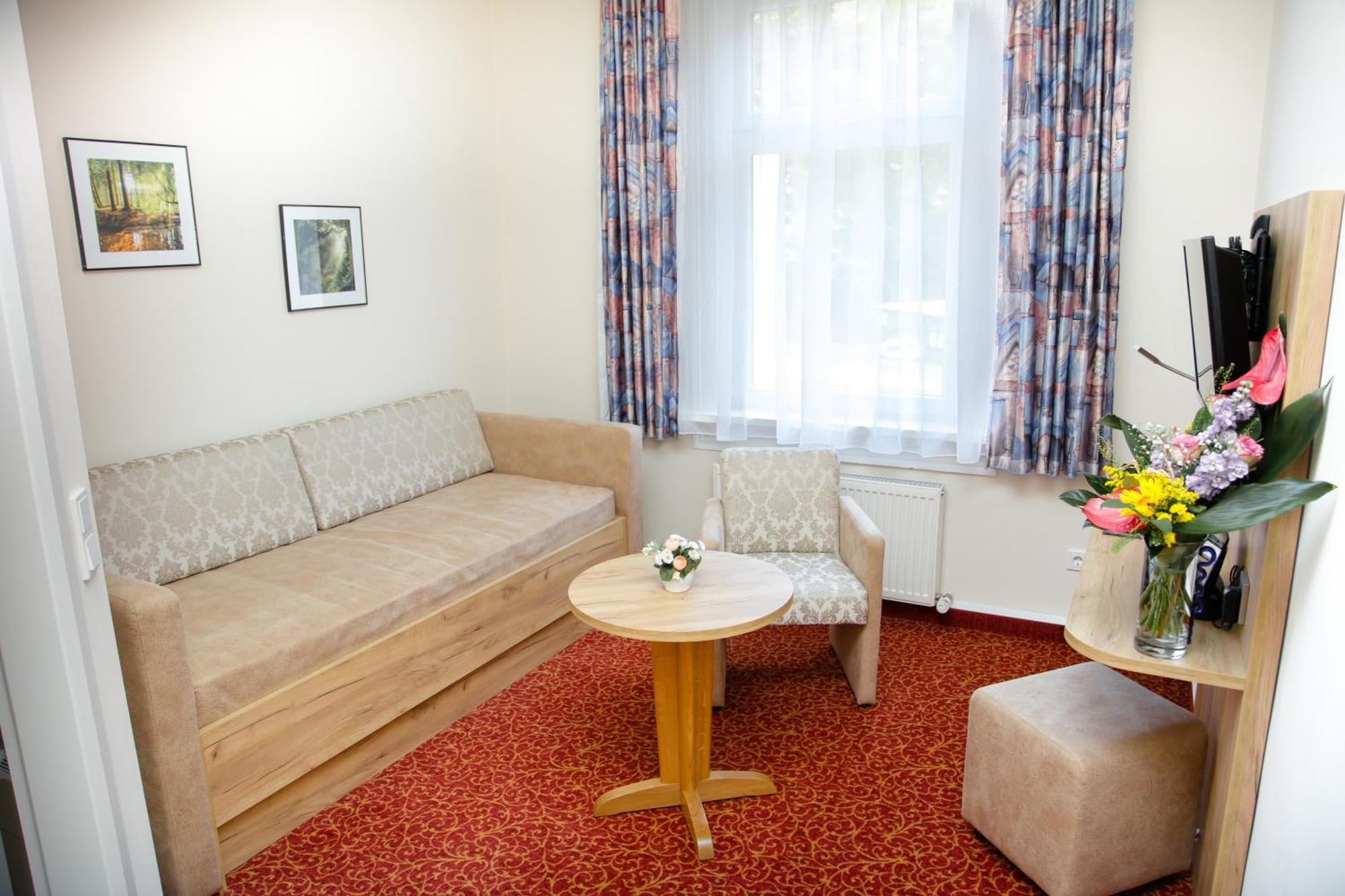 Waldhotel פרידריכרודה מראה חיצוני תמונה