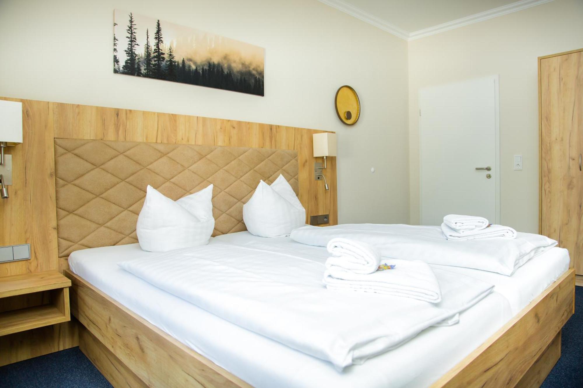 Waldhotel פרידריכרודה מראה חיצוני תמונה