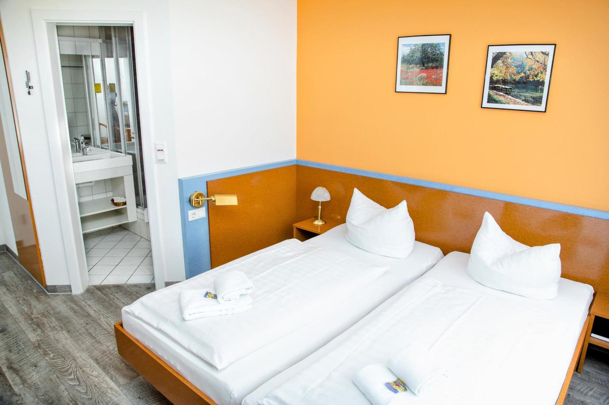 Waldhotel פרידריכרודה מראה חיצוני תמונה