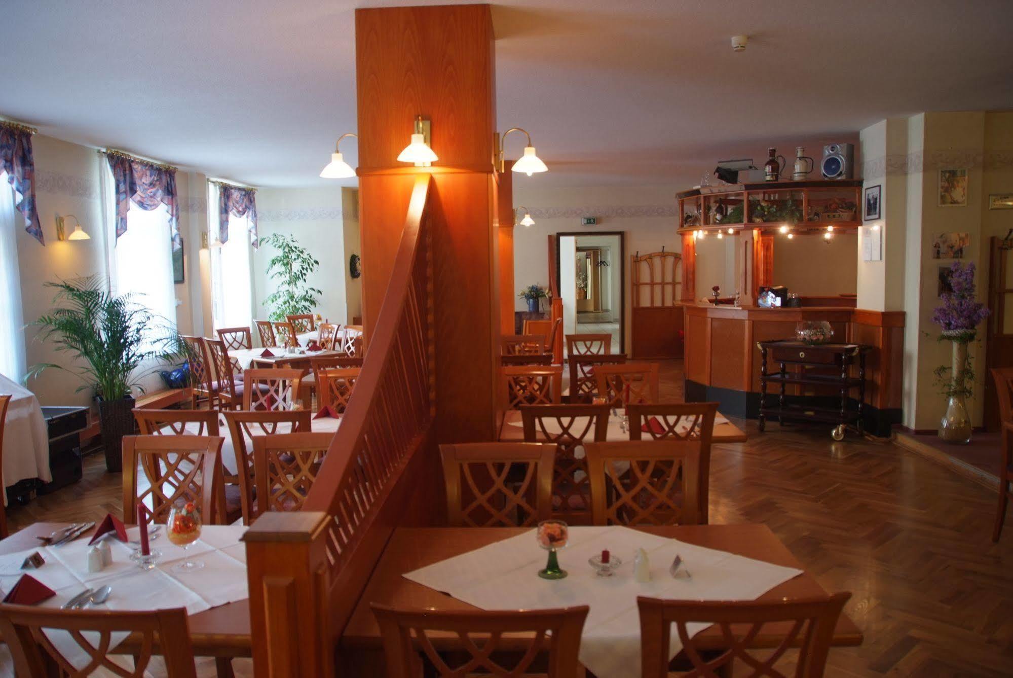 Waldhotel פרידריכרודה מראה חיצוני תמונה